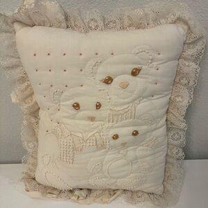 Vintage 3d handmade embroidered Teddy Bear decorative candlewick lace pillow